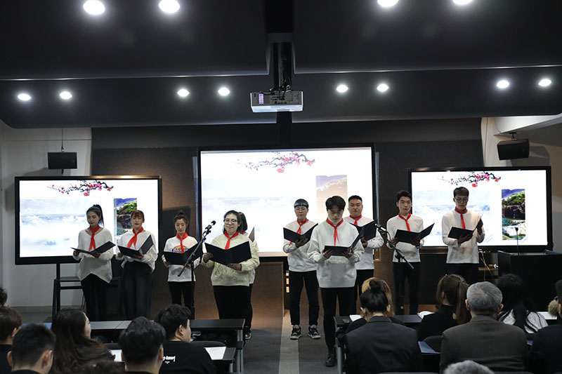 学生党支部.jpg